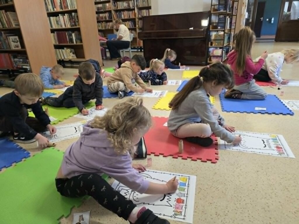 Kolorowy Potwór w Bibliotece – podróż do świata emocji